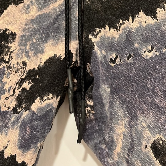 Joylab tie dye joggers size extra small - Picture 6 of 9